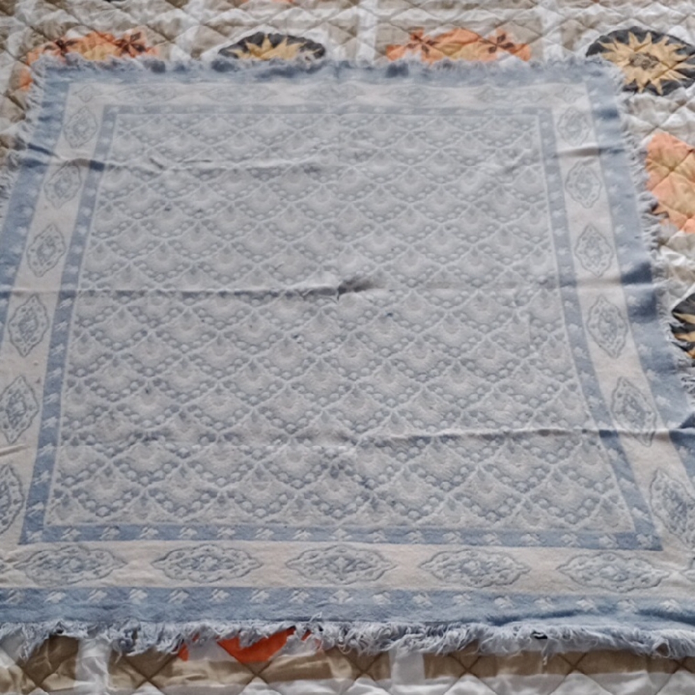 Vintage Elegant Blue Patterned Throw Blanket